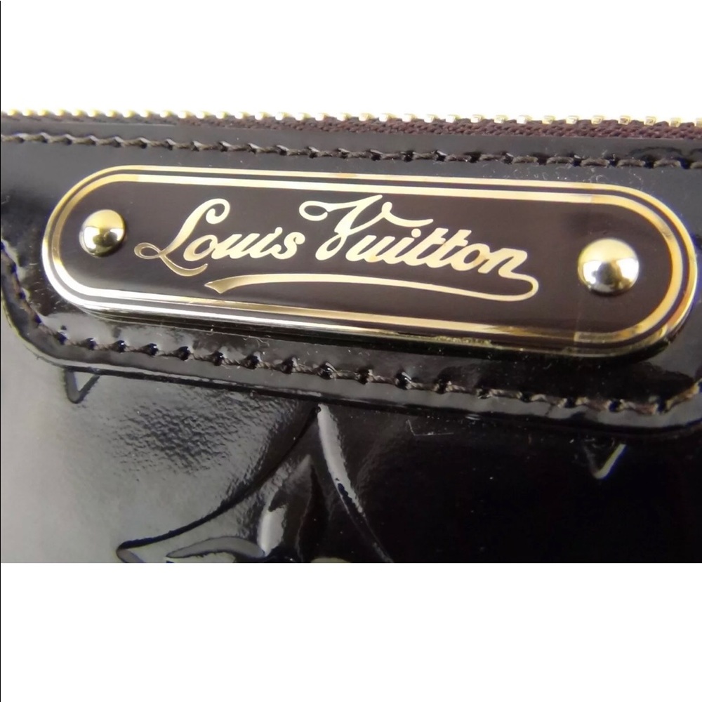 ❤️SOLD❤️Auth LOUIS VUITTON VERNIS TRUTH TROUSSE - Picture 3 of 8